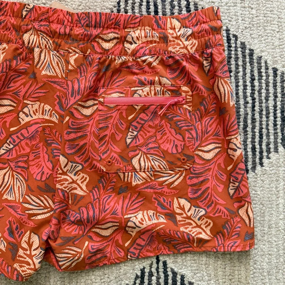 NWT Eddie Bauer Women's L Swim Board Shorts UPF‎ 50+ Tropical Leaf Print Rust